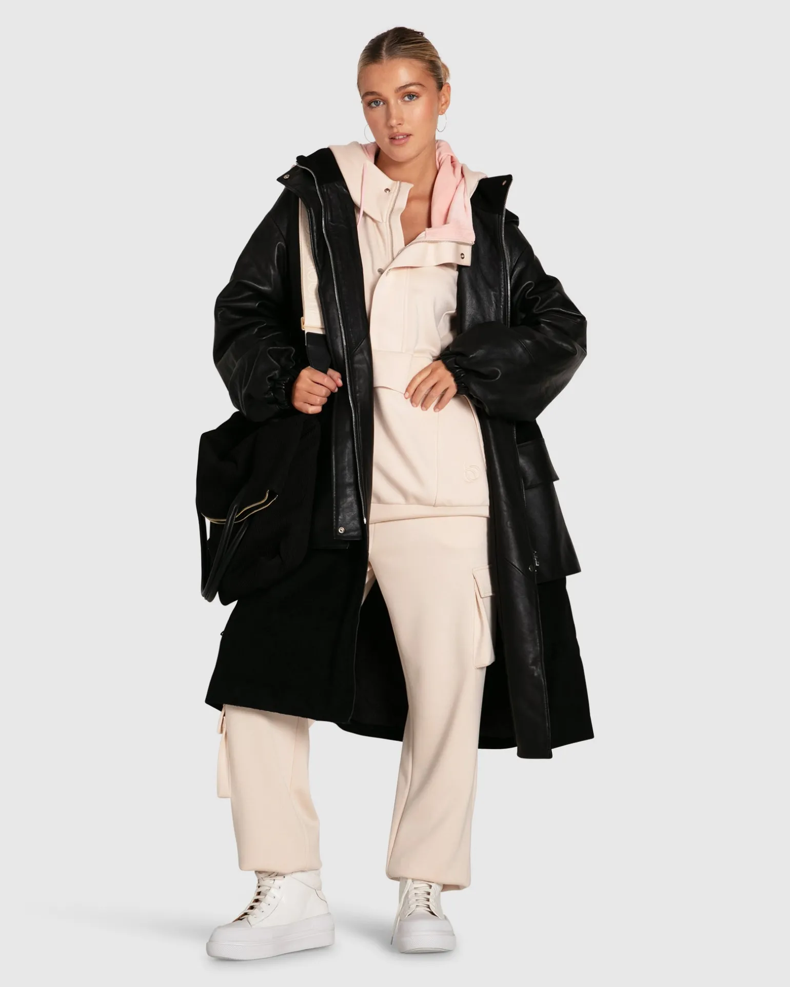 Belle & Bloom Premium Coats | Wool Coats>Back to Oversized Leather Panelled Coat -