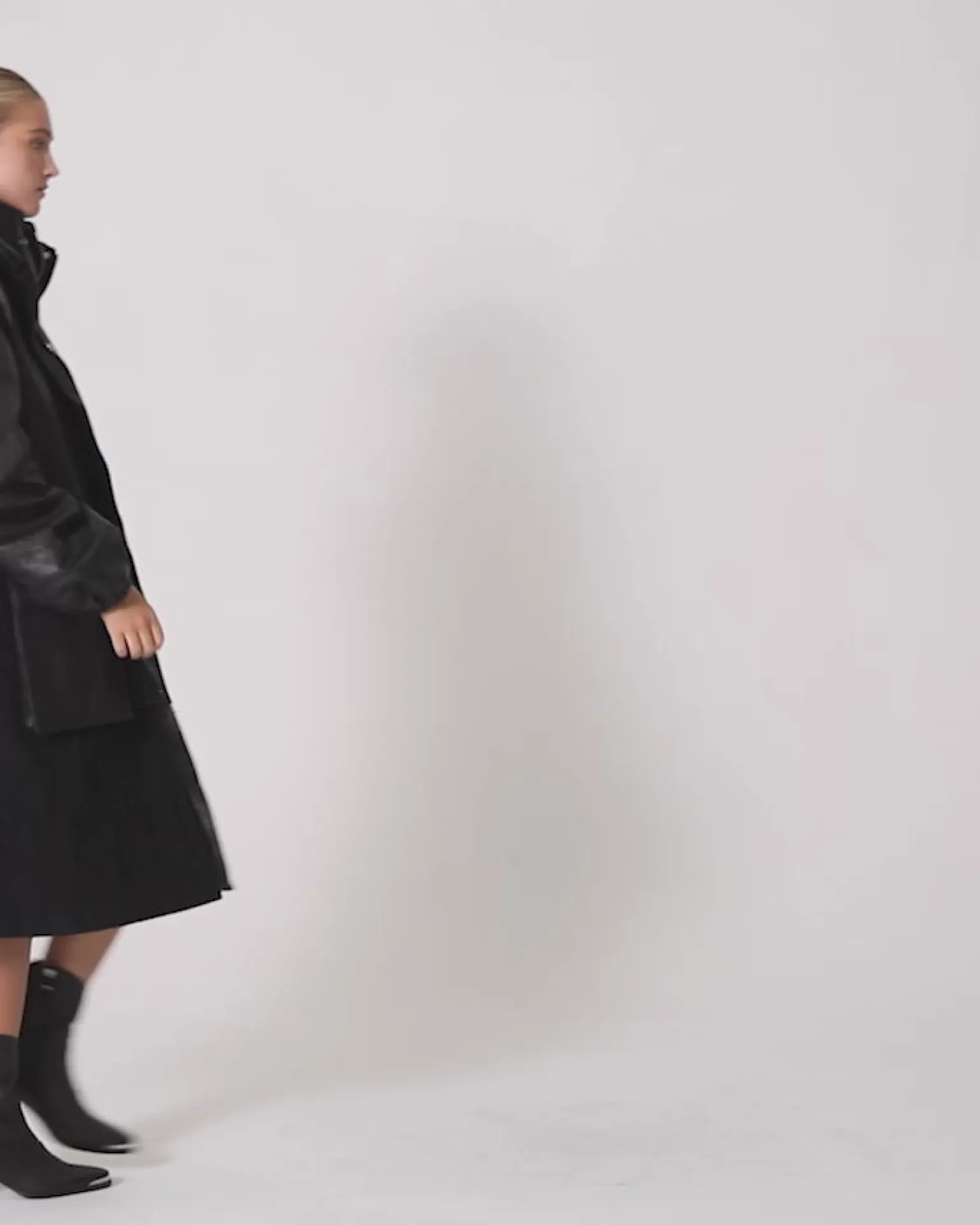 Belle & Bloom Premium Coats | Wool Coats>Back to Oversized Leather Panelled Coat -