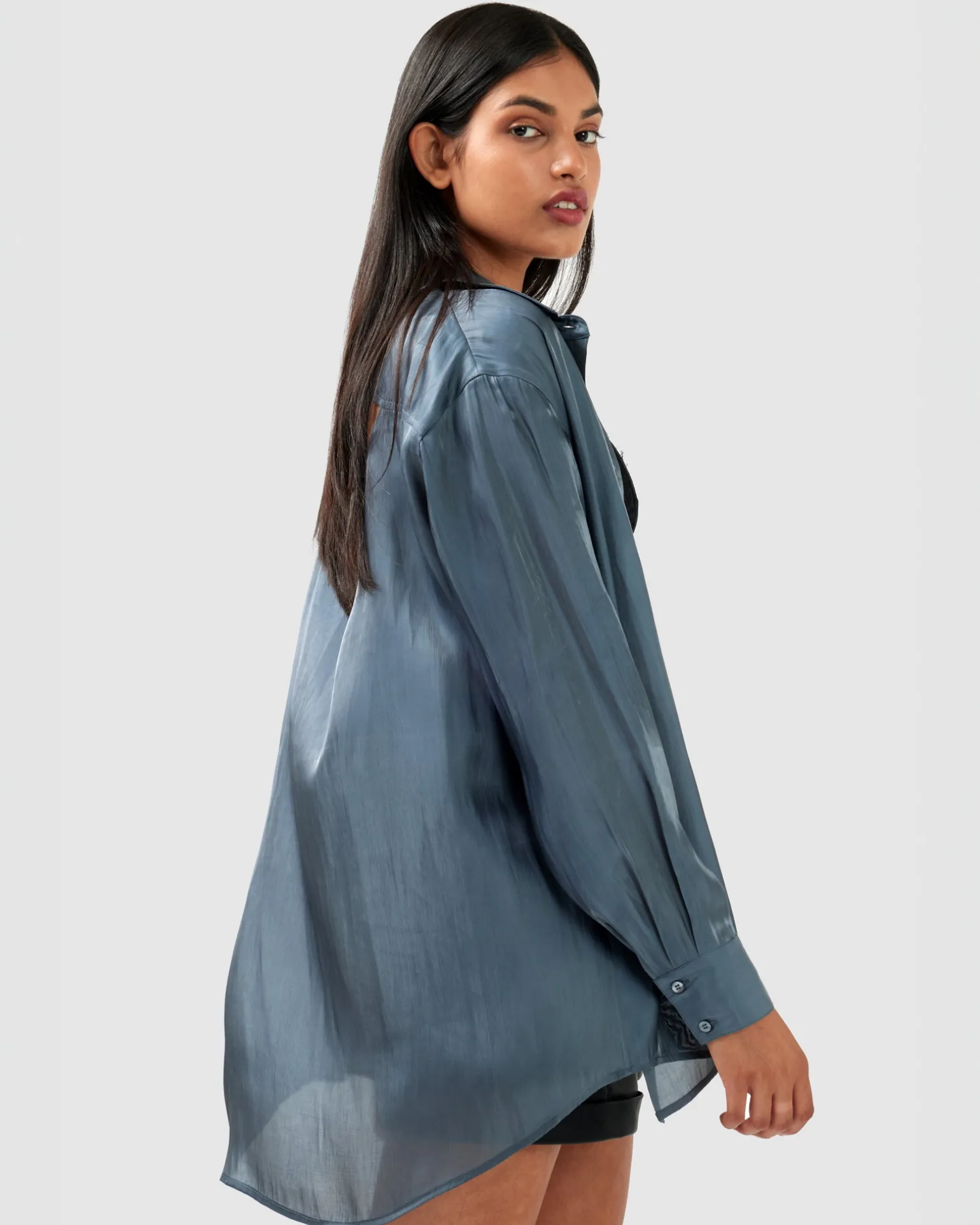 Belle & Bloom Shirts & Blouses>Back To You Irredescent Shirt -