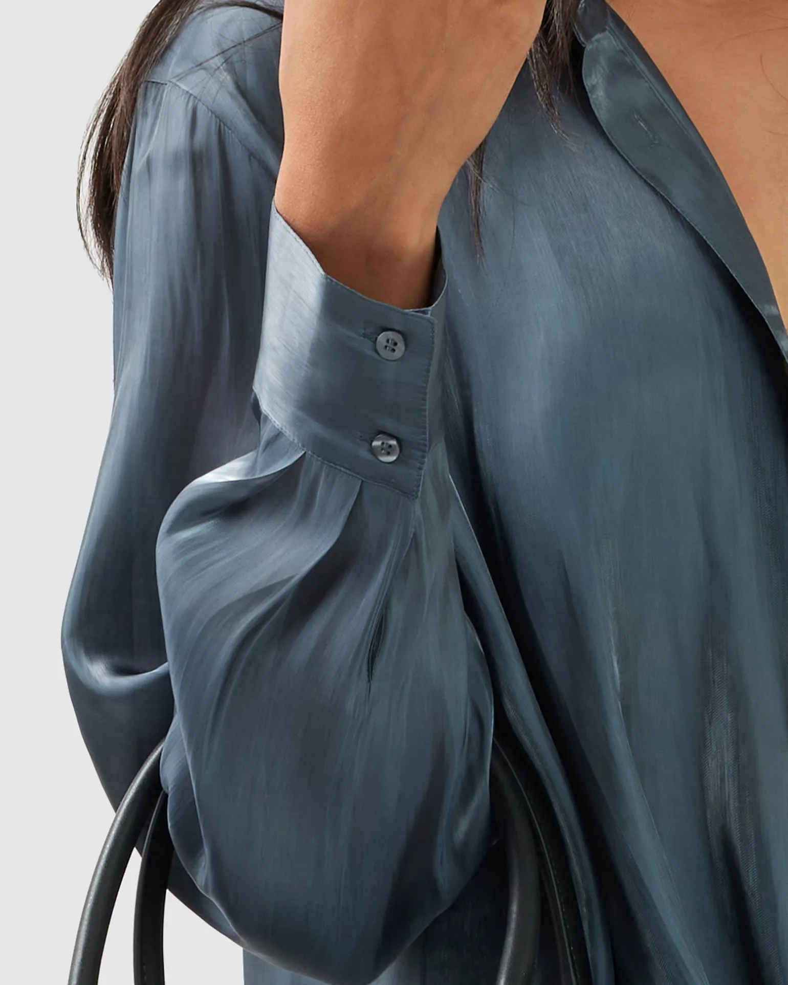 Belle & Bloom Shirts & Blouses>Back To You Irredescent Shirt -
