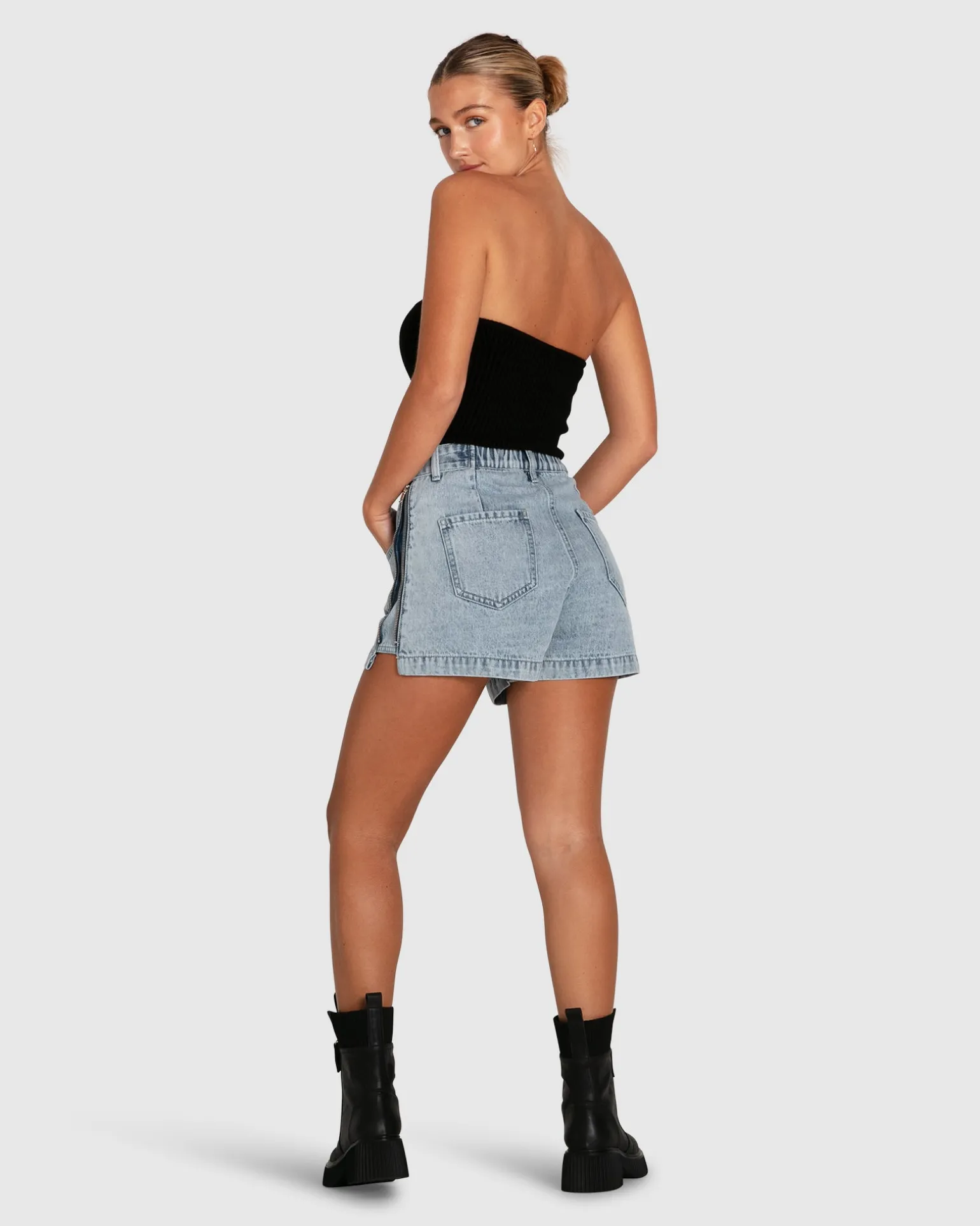 Belle & Bloom Pants>Bring The Heat Denim Shorts -