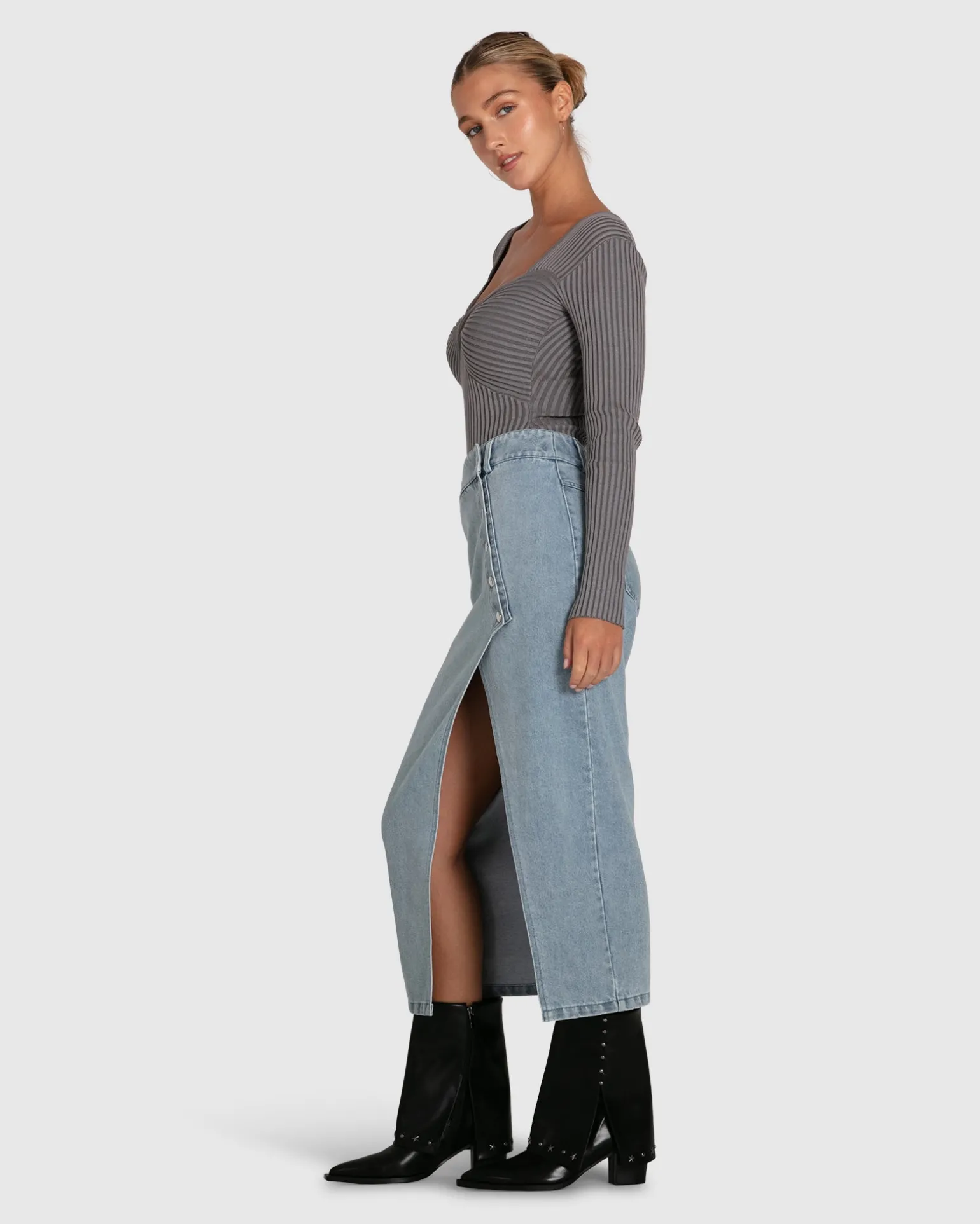 Belle & Bloom Skirts>Can't Forget You Denim Midi Skirt