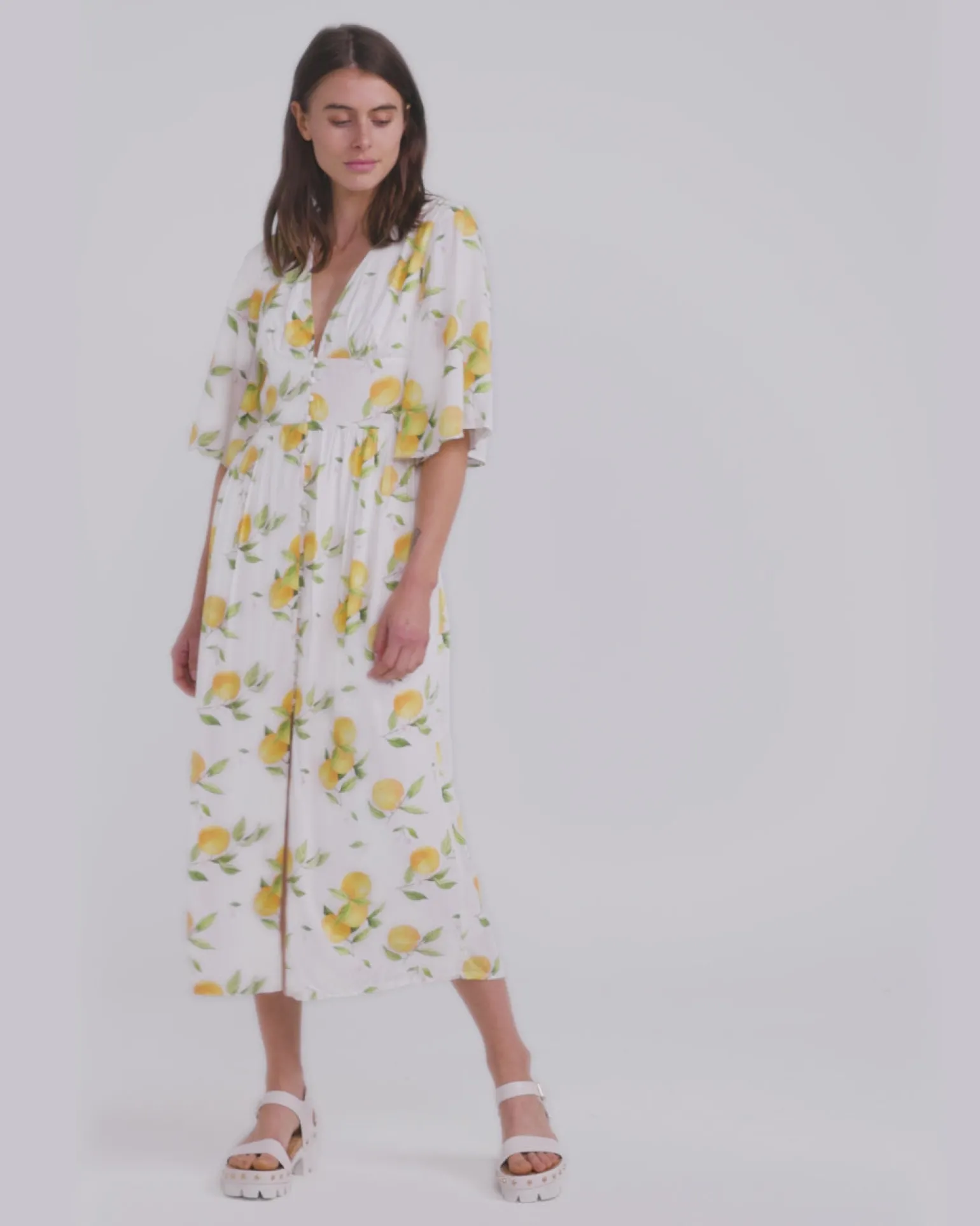 Belle & Bloom Midi Dresses | Midi Dresses>Crazy Love Button Up Dress -