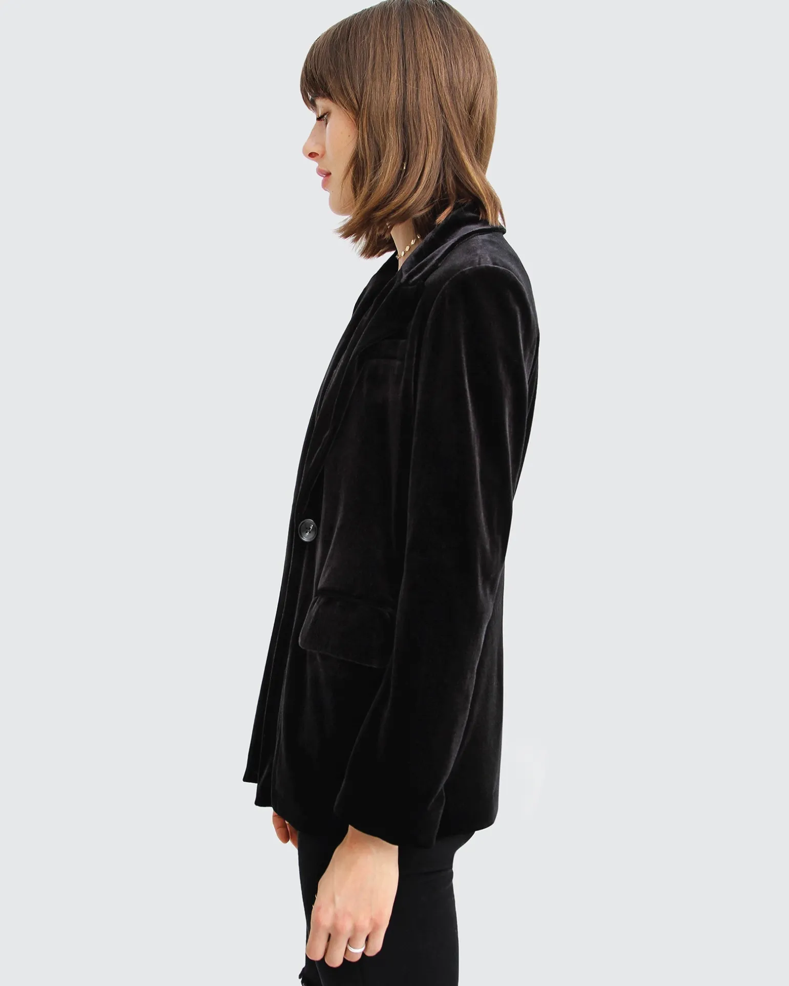 Belle & Bloom Blazers | Suits & Blazers>Eternity Velvet Blazer -