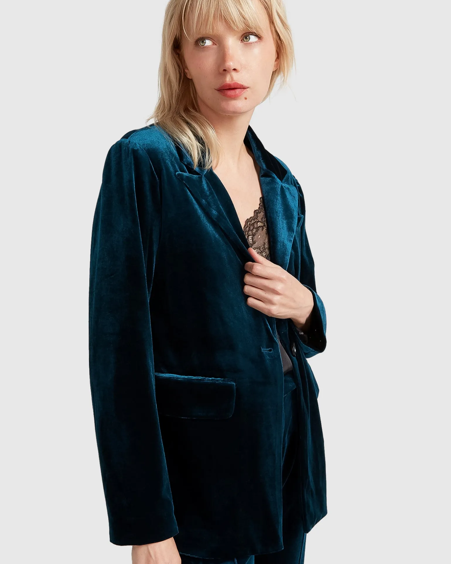 Belle & Bloom Blazers | Suits & Blazers>Eternity Velvet Blazer - Dark Teal