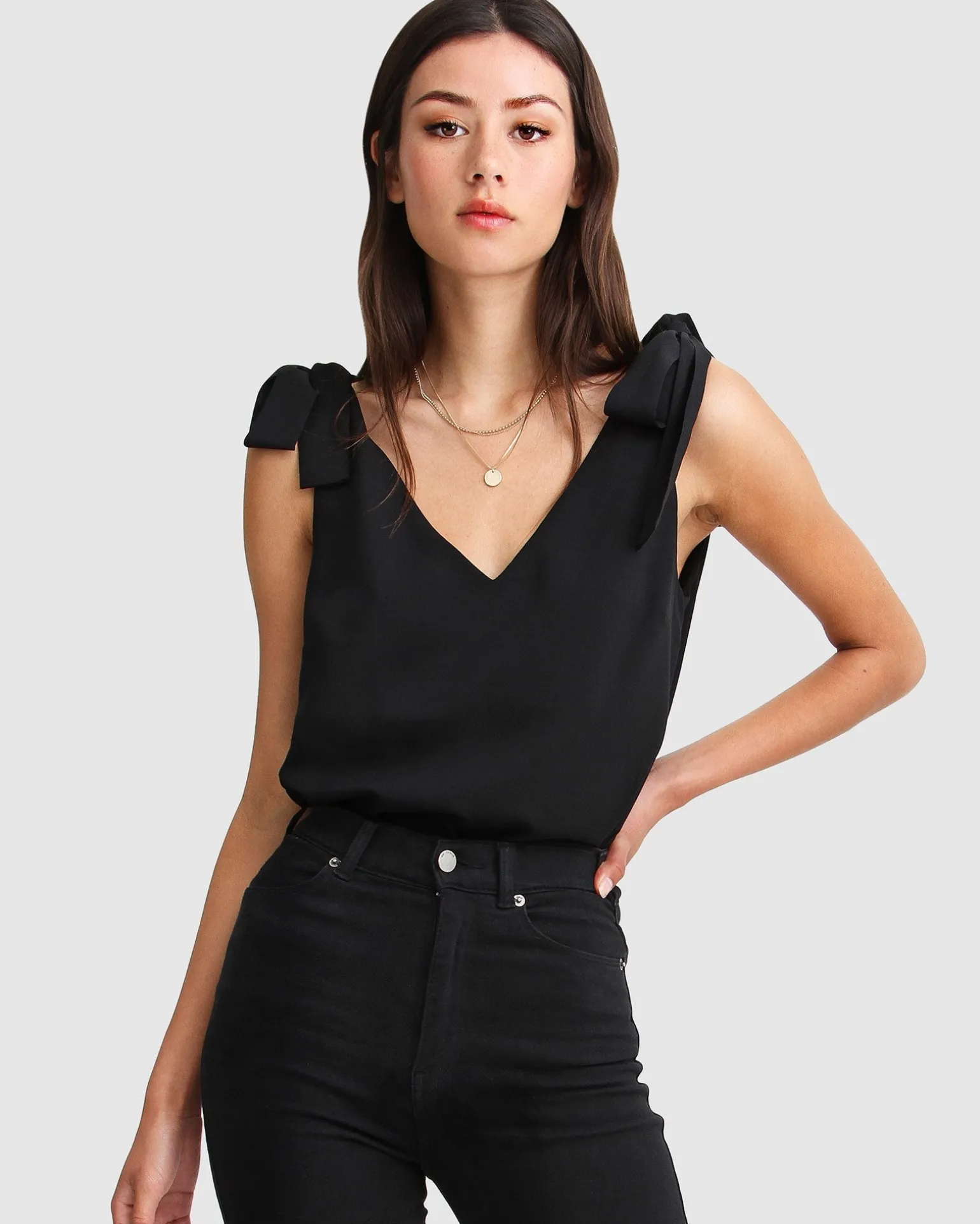 Belle & Bloom Shirts & Blouses>Feel For You V-Neck Top - Black