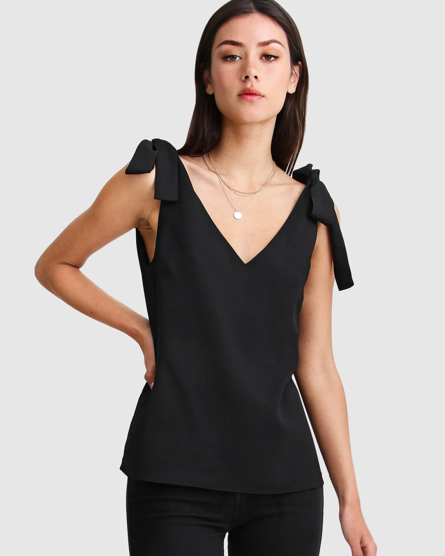 Belle & Bloom Shirts & Blouses>Feel For You V-Neck Top - Black
