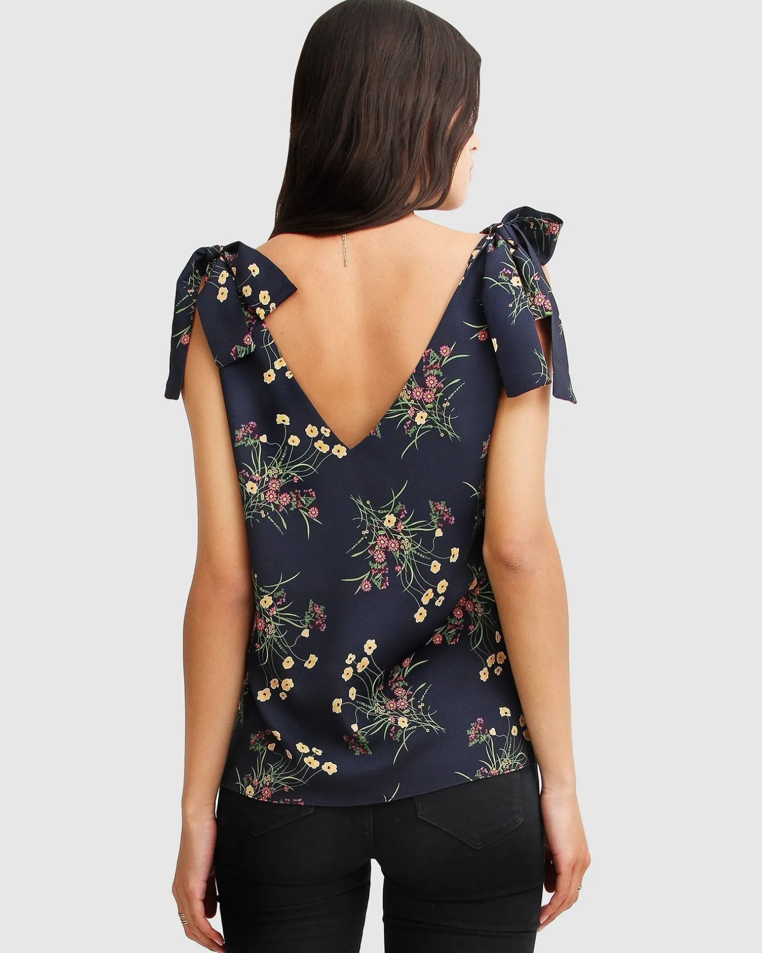 Belle & Bloom Shirts & Blouses>Feel For You V-Neck Top - Navy