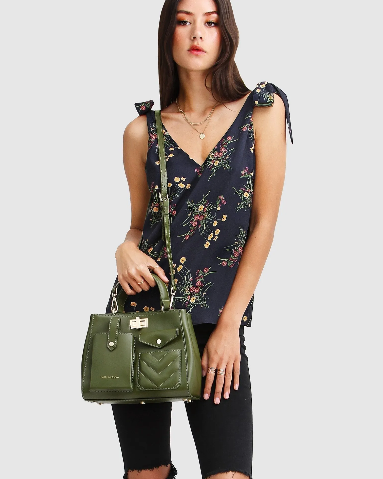 Belle & Bloom Shirts & Blouses>Feel For You V-Neck Top - Navy