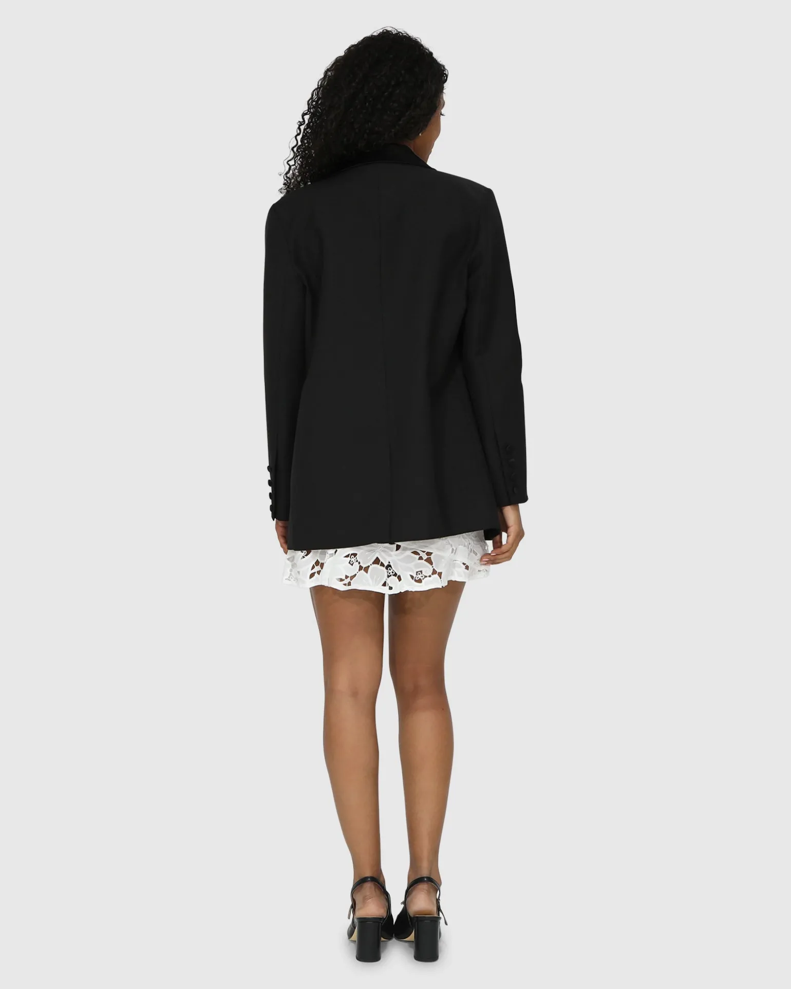 Belle & Bloom Blazers | Suits & Blazers>Head To Head Tuxedo Jacket -