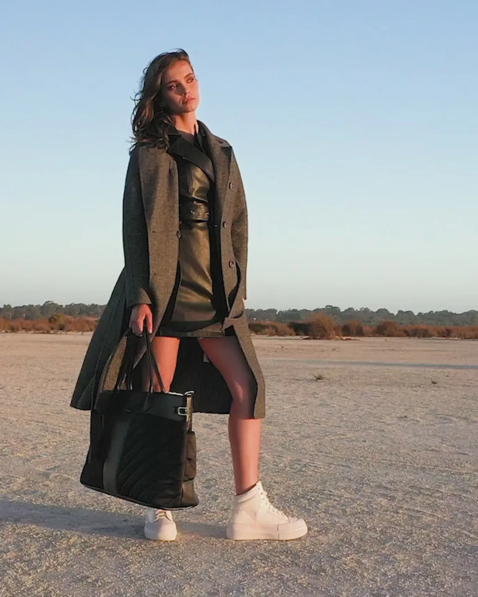 Belle & Bloom Handbags>Meet Me in Paris Weekender Bag -