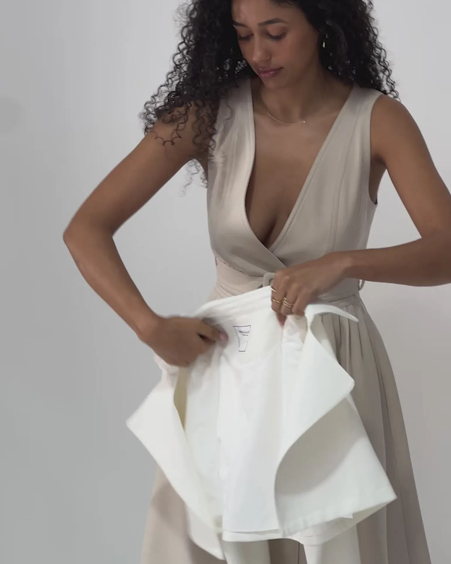 Belle & Bloom Midi Dresses | Midi Dresses>Miss Independence Midi Dress -