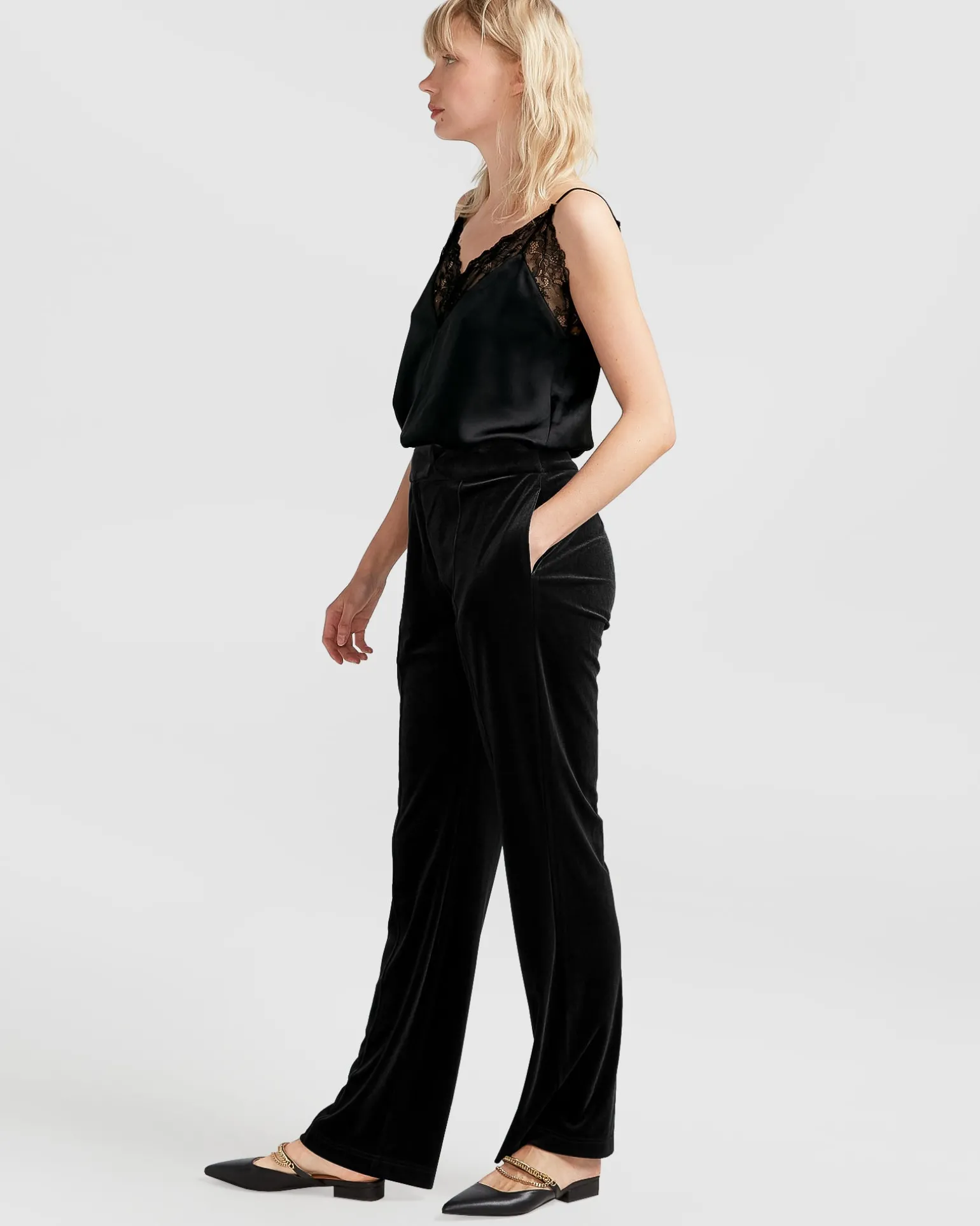 Belle & Bloom Pants>Reverie Velvet Pant -