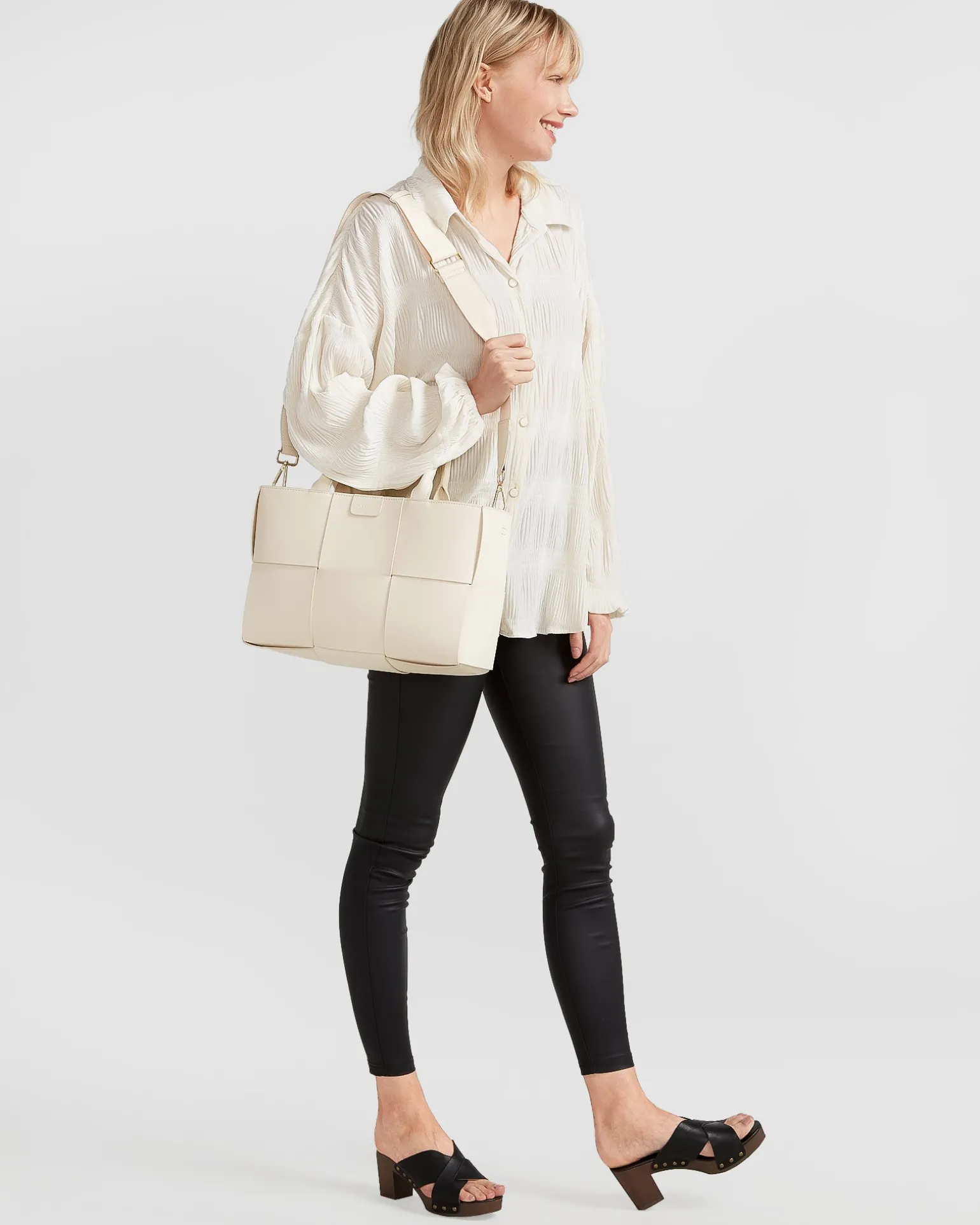 Belle & Bloom Shirts & Blouses>Serenade Velvet Plisse Shirt -