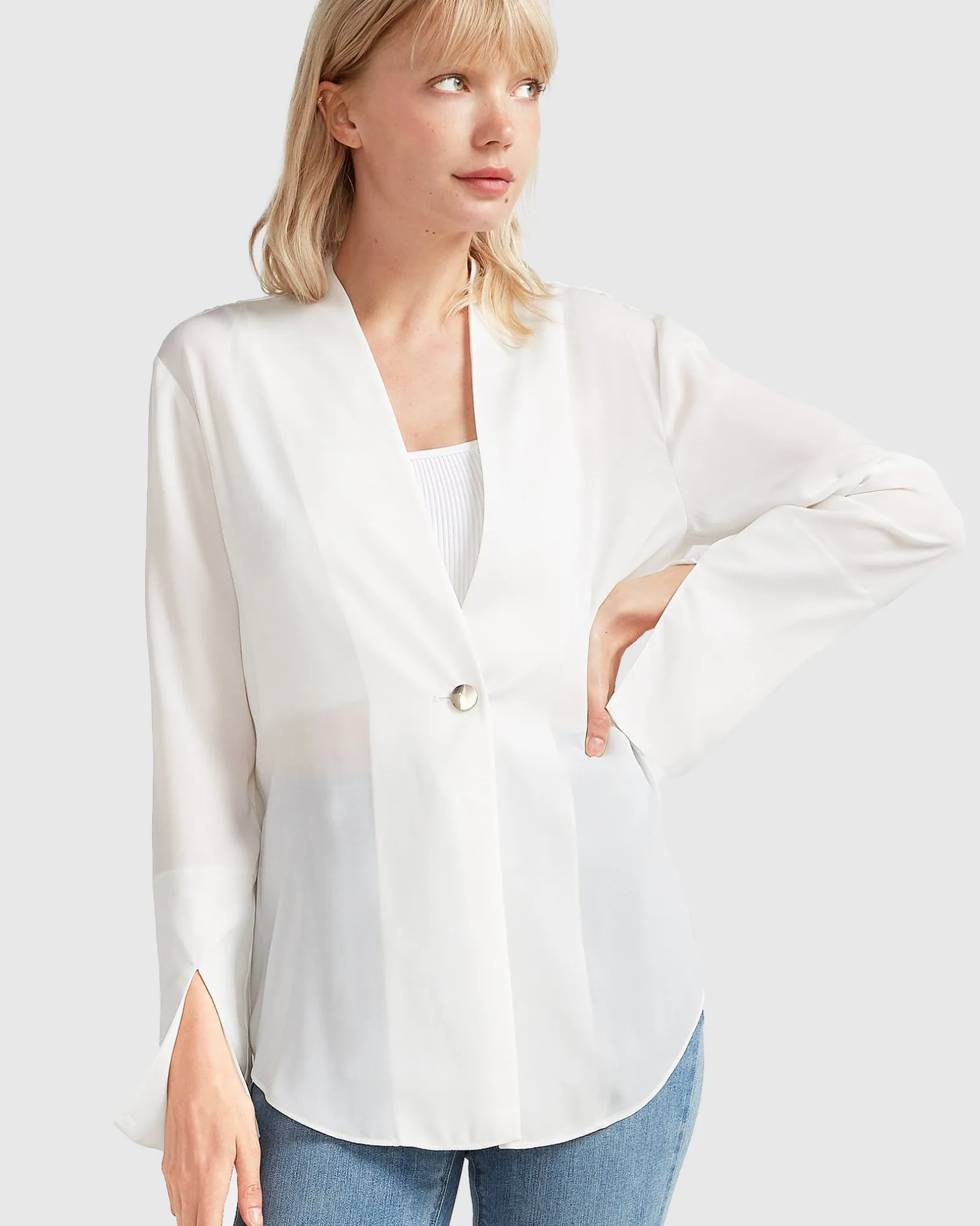Belle & Bloom Blazers | Suits & Blazers>Sheer Genius Lightweight Blazer -