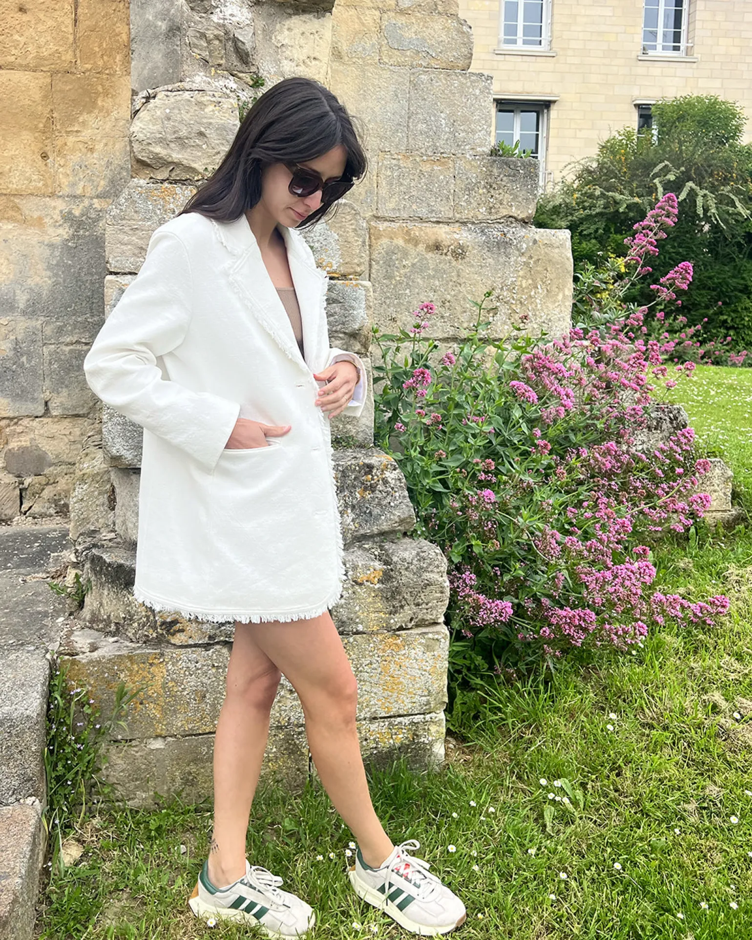 Belle & Bloom Blazers | Suits & Blazers>Young Blood Frayed Edge Blazer -